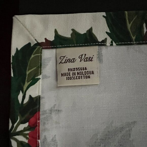 Zina Vasi Christmas Poinsettia Holly Berry Napkins Placemats & Tea Towels Lot - Picture 6 of 15